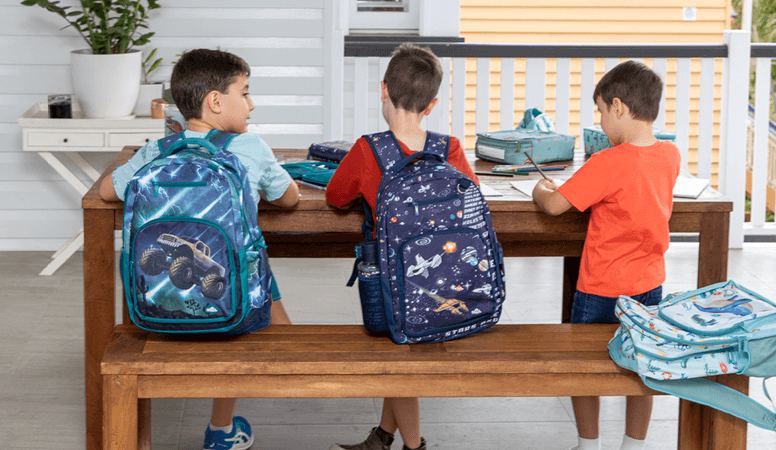 What size backpacks do kids need for school?